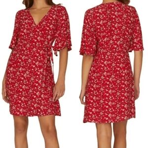 SANCTUARY Girl on Fire Faux wrap. Red and floral print. Size Sm